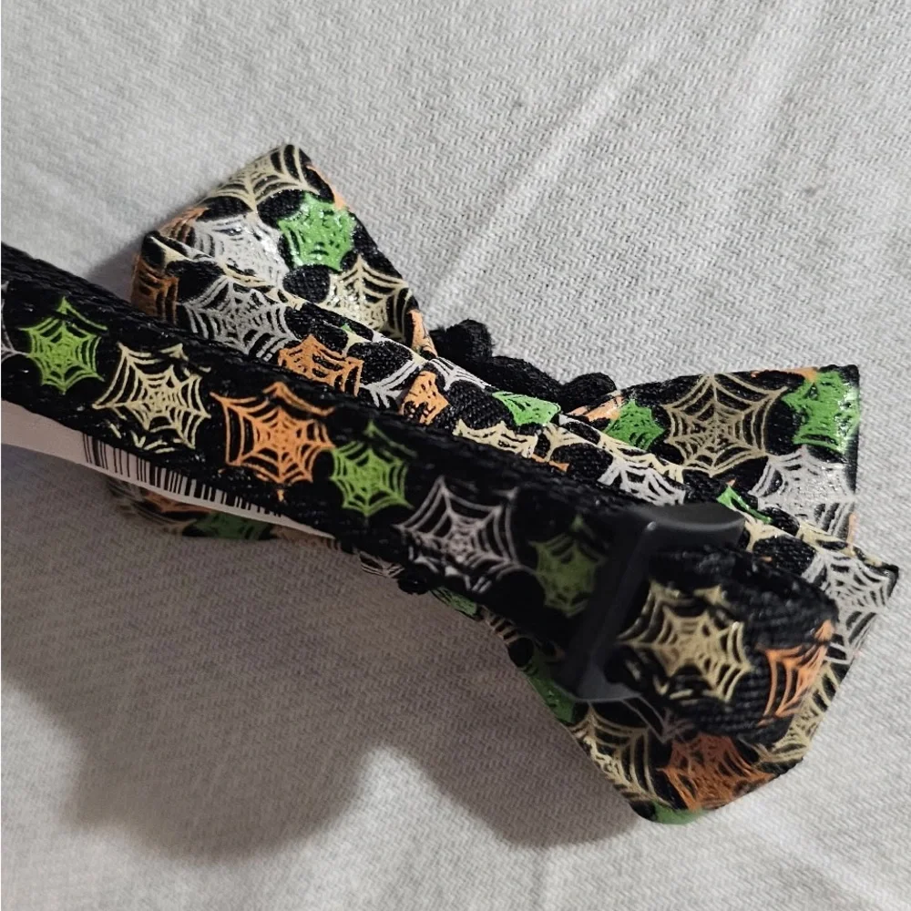 Thrills & Chills Halloween Spiderwebs Bow Tie Kitten/Cat Collar
